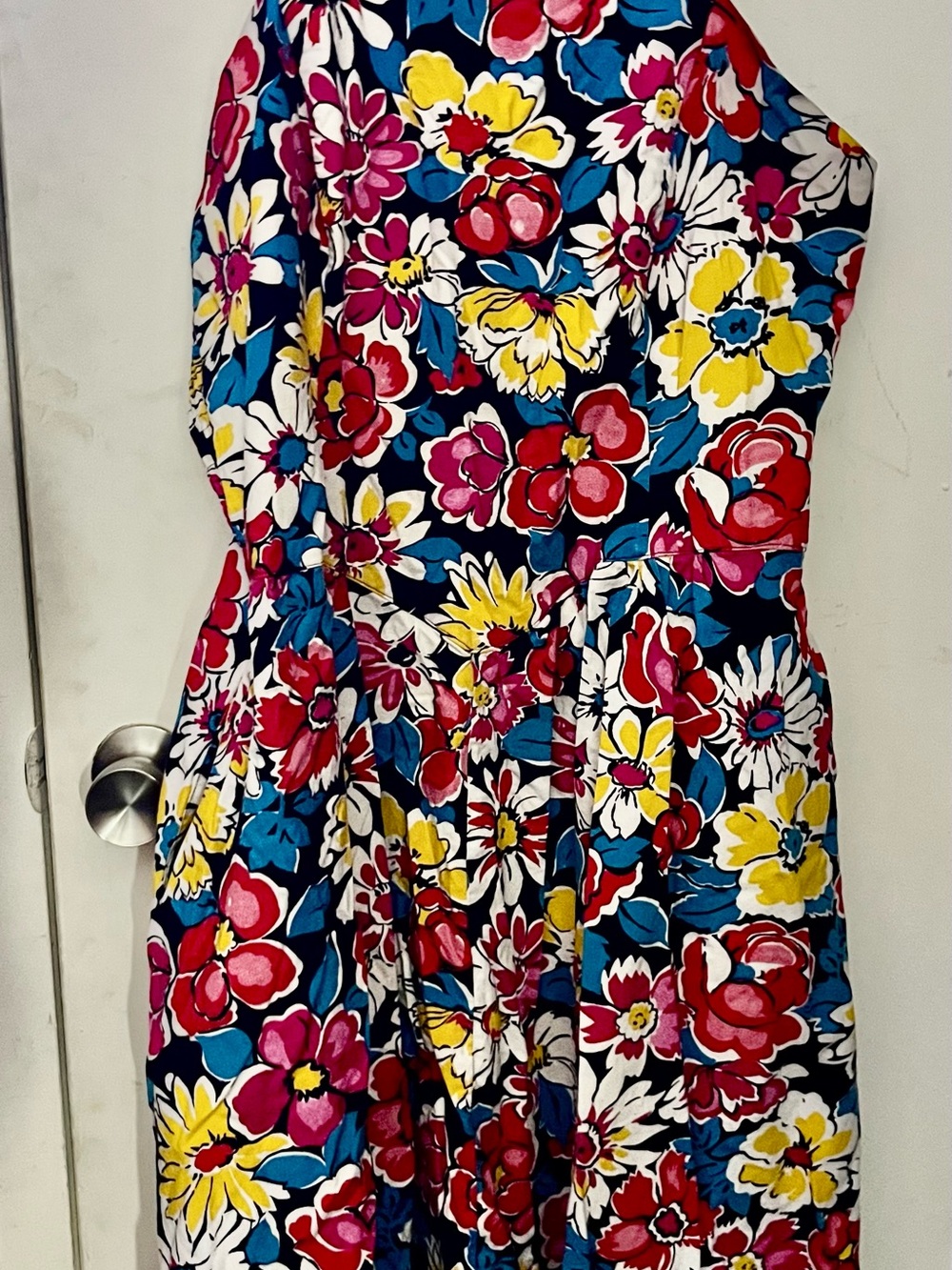 Vintage Sunshine Starshine Floral Sleeveless Apron Dress in Red, Pink, Blue